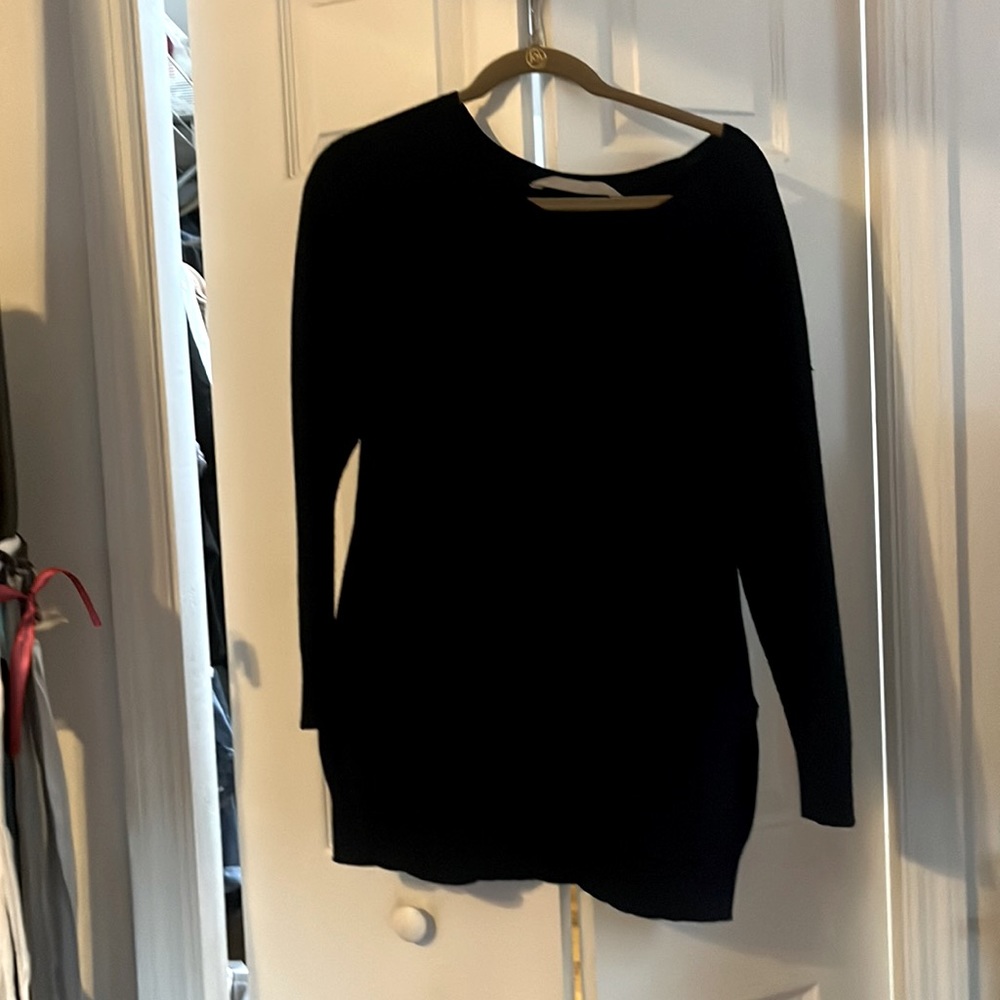 Athleta navy sweater